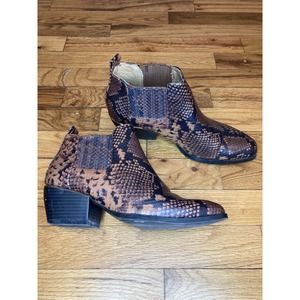 New Directions Edie Ankle Boot Western Bootie Womens Size 8M Brown Snakeskin